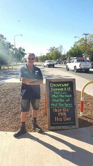 Phil brings good ol' fashioned bowser service to BP Broome Central